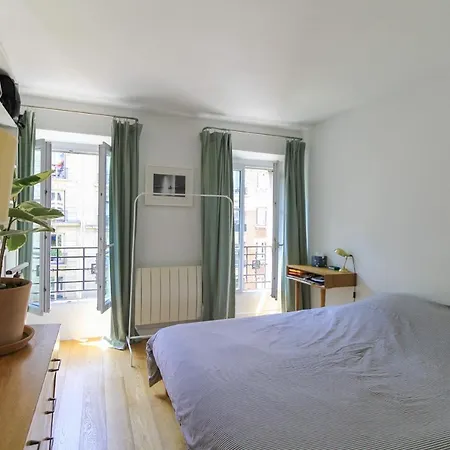 アパート Joli Cocon In The Buttes-Chaumont District *